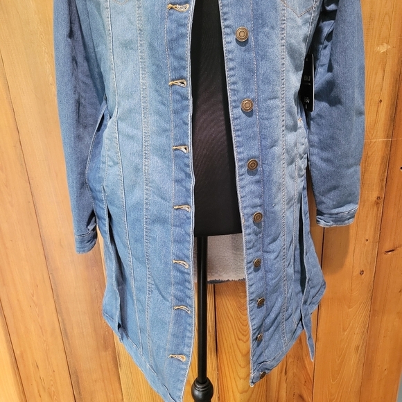Denim Sherpa-Lined Jacket - Picture 4 of 16